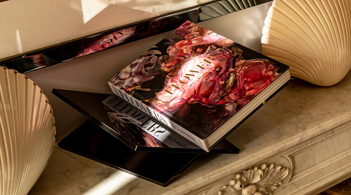 FLOWERS: ART & BOUQUETS