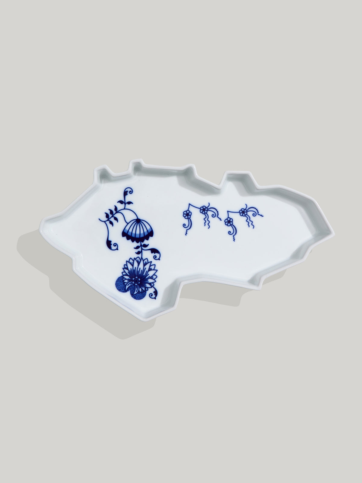 Republic tray