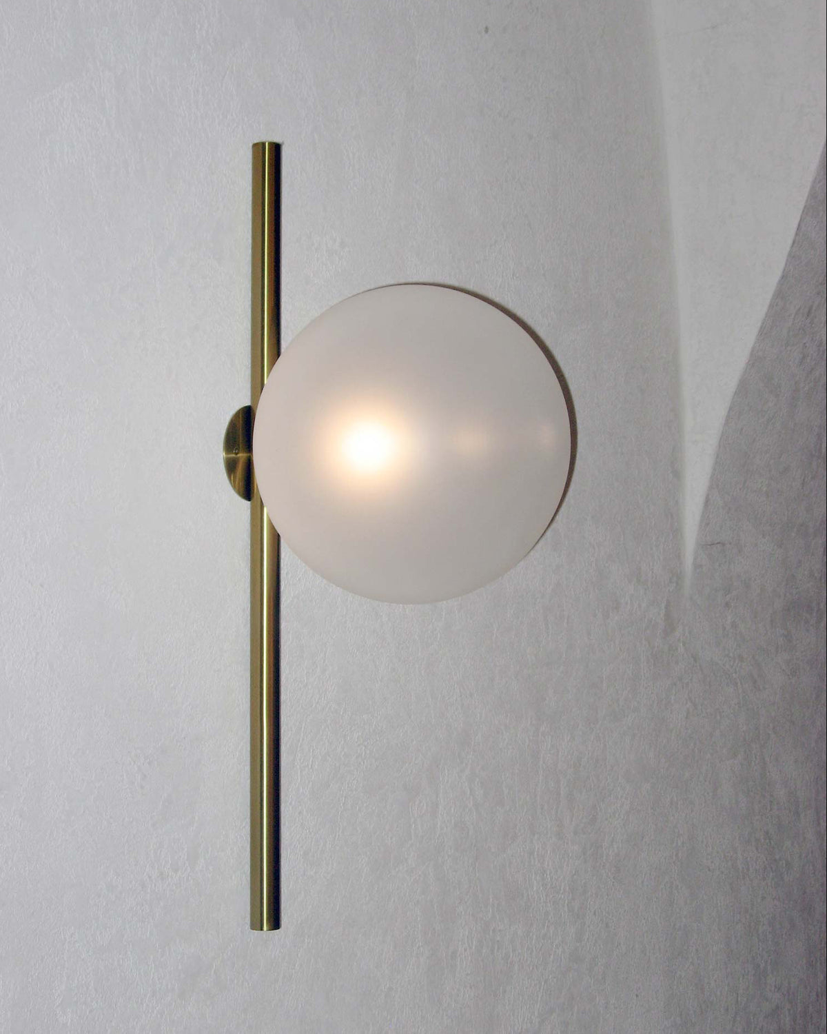 Luna wall light