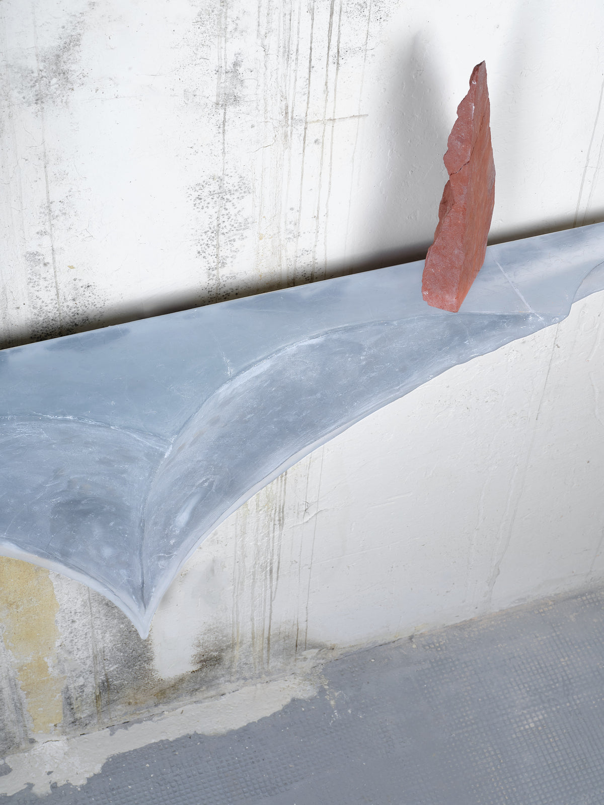 Dawn console table
