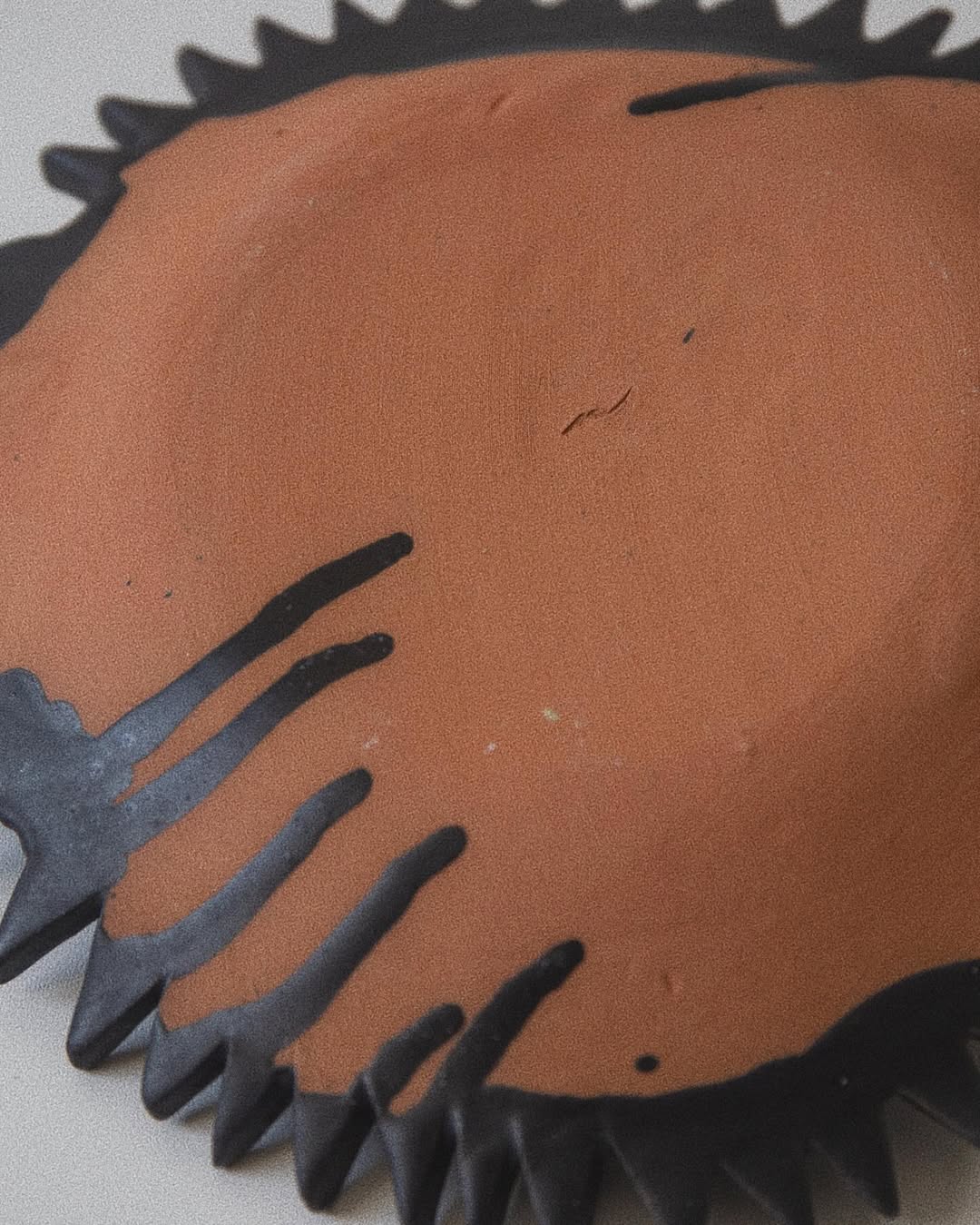Black sun plate