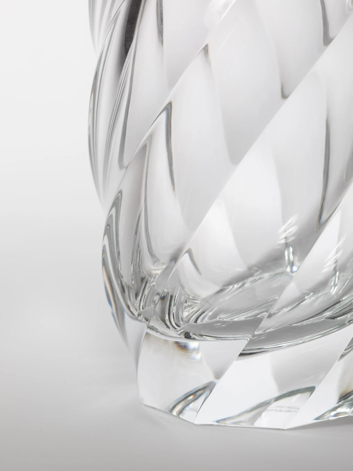 Tornado carafe