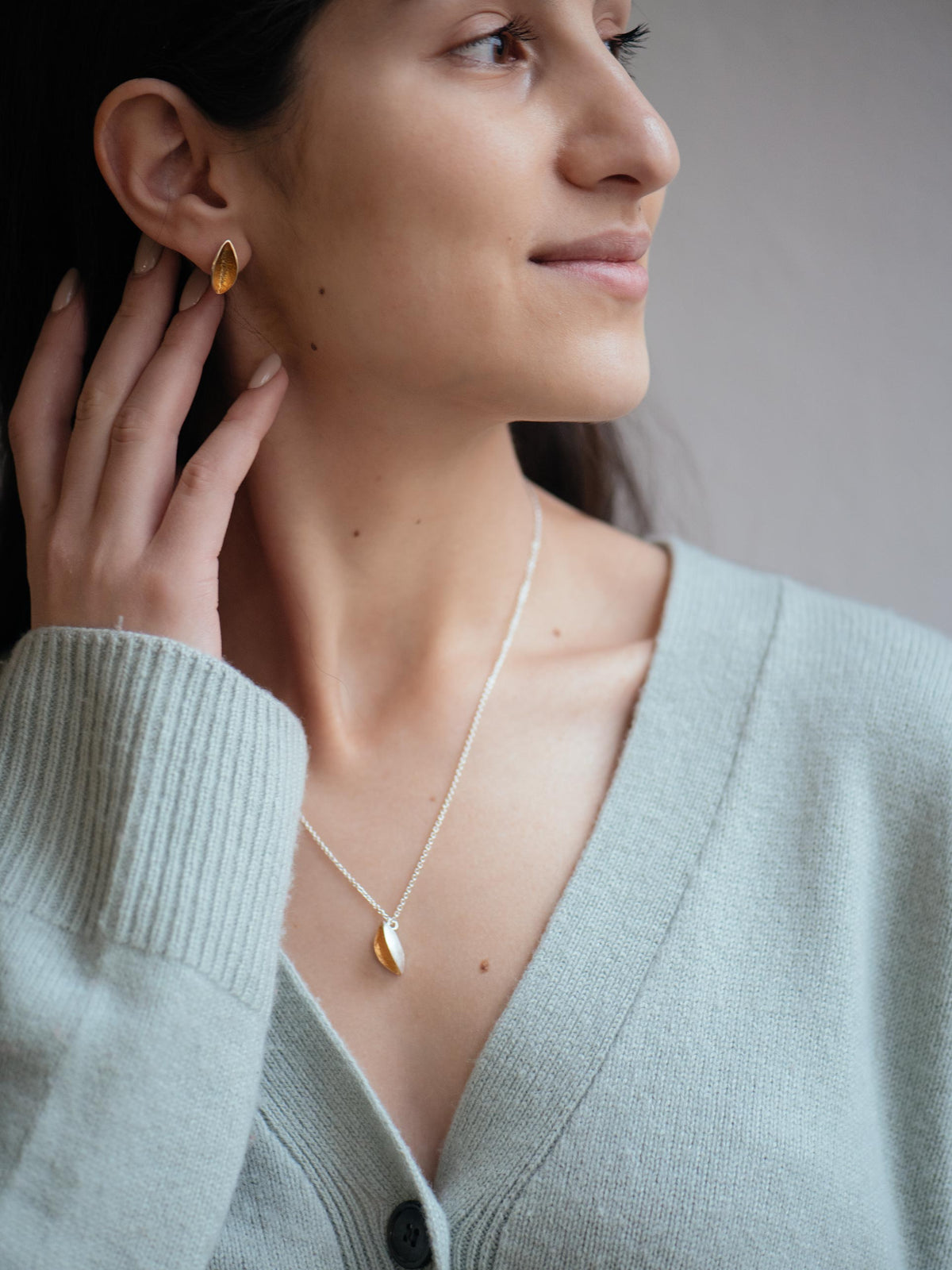Lure necklace