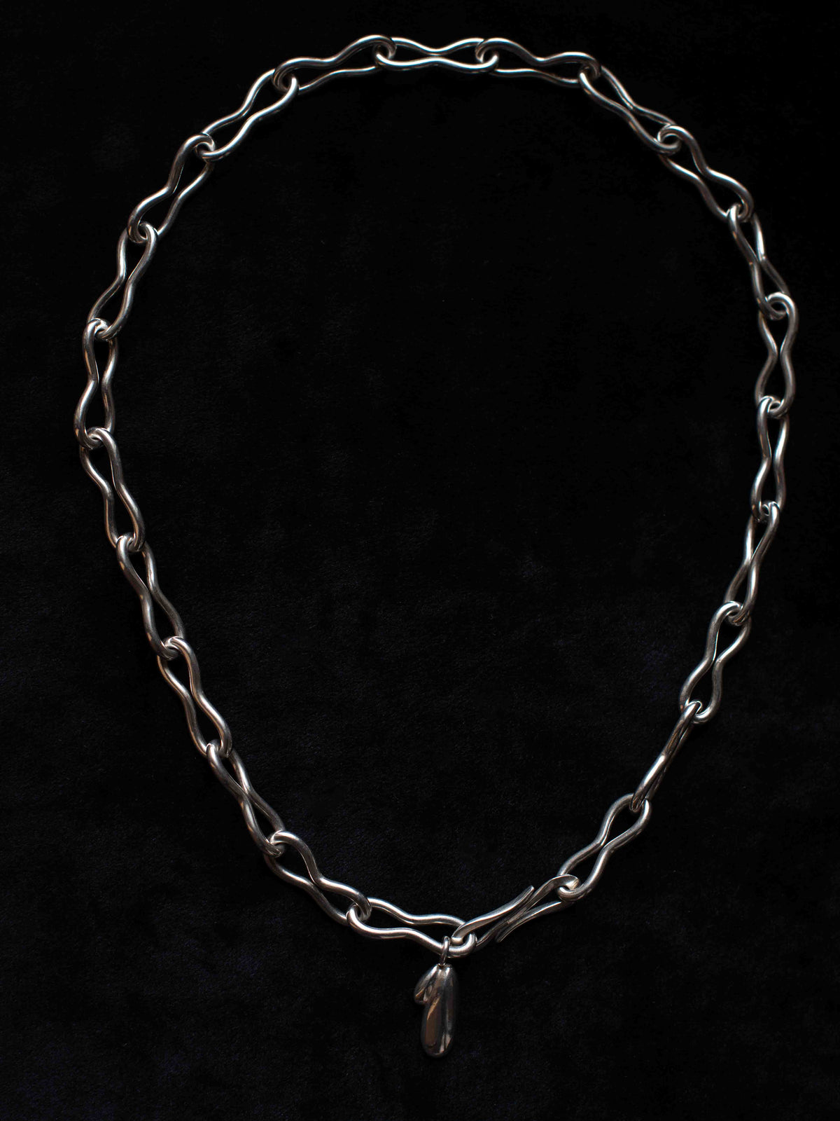 Paradox necklace